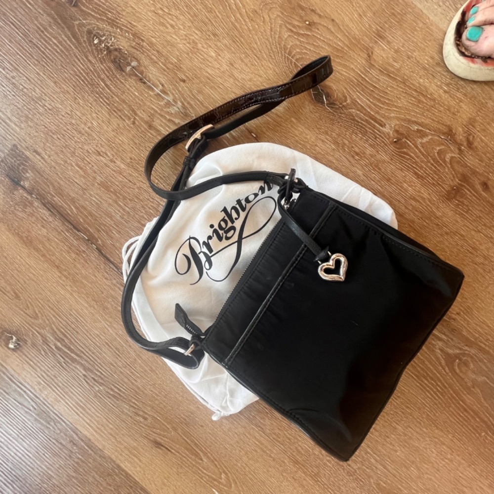 Brighton Black -  Croc Leather Flap Crossbody Bag - w/Dust Cover - Picture 5 of 15